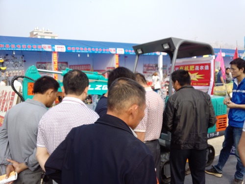 微型挖掘機(jī)價格詢問